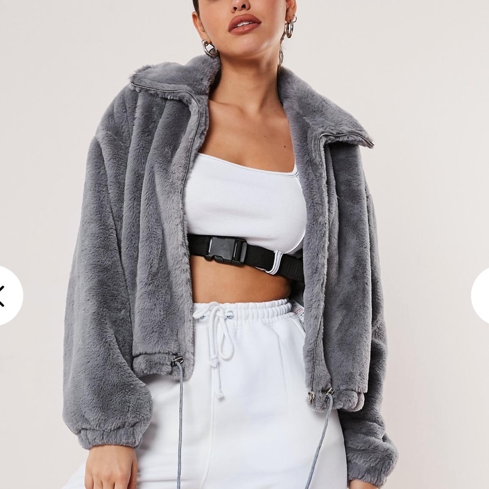 Faux fur cropped jacket